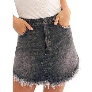 NEW We The Free People Womens Size 27 Bailey Black Denim Mini Skirt Frayed Hem